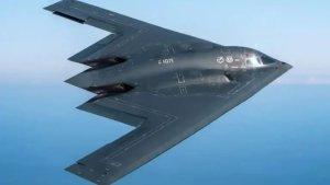 Manuver-udara-pesawat-pengebom-B-2-Spirit-Amerika-Serikat.jpg<pf>Pesawat-pengebom-B-2-Spirit-milik-Angkatan-Udara-Amerika-Serikat.jpg<pf>Peta-letak-Pulau-Diego-Garcia-milik-Inggris-yang-disewa-Amerika-Serikat.jpg<pf>Pesawat-C-17-Globemaster-Amerika-Serikat.jpg