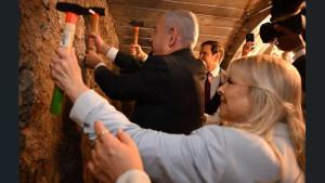 Marco-Rubio-dan-Netanyahu.jpg<pf>Marco-Rubio-dan-Netanyahu-2-terowongan-Masjid-Al-Aqsa.jpg