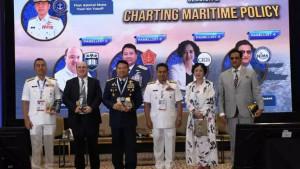 Marsda-TNI-Jorry-Soleman-Koloay-Jabat-Danseskoau.jpg