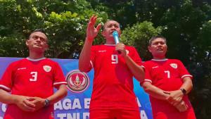 Mayjen-Mar-Freddy-Ardianzah-bersama-Kepala-Dinas-Penerangan-TNI-AL-Laksma-Tunggul.jpg