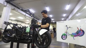 Melihat-Prakitan-Motor-Listrik-Lebih-Dekat_20241118_195407.jpg