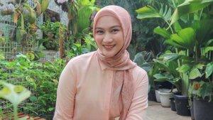 Melody-laksani-petanmi.jpg