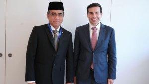 Menaker-Yassierli-berbagi-cerita-soal-hadapi-perubahan-dunia-kerja.jpg