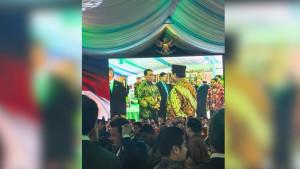 Mentan-Amran-dan-Presiden-Prabowo-di-Jamuan-Makan-Malam.jpg