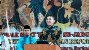 Menteri-Kebudayaan-Fadli-Zon-saat-menutup-Festival-Pencak-Silat.jpg