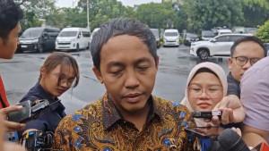 Menteri-Kehutanan-Raja-Juli-Antoni.jpg