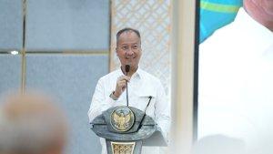 Menteri-Perindustrian-Agus-Gumiwang-Kartasasmita-rilis-soal-aspal-buton.jpg