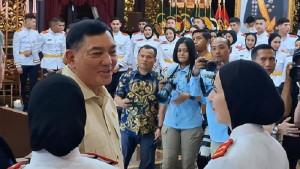 Menteri-Pertahanan-Sjafrie-Sjamsoeddin-saat-bertatap-muka-dengan-mahasiswa-palestina.jpg