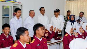 Menteri-Sosial-Saifullah-Yusuf-SRMA-SLEMAN-SRI-SULTAN-MENHUB.jpg
