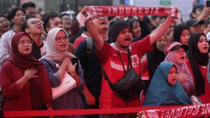 Nobar-Timnas-Indonesia-di-SUGBK-Jakarta_20250610_204644.jpg
