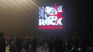 ONE-OK-ROCK-di-Beach-City-International-Stadium.jpg