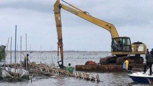 PAGAR-LAUT-DIBONGKAR-DI-BEKASI.jpg