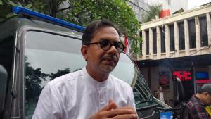 PENAHAN-AKTIVIS-Pendiri-Lokataru-Foundation-Haris-Azhar-meminta-kepolisian.jpg