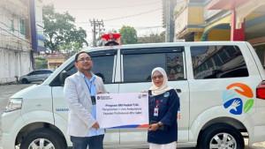 PENYERAHAN-AMBULANS-BRI-PKNBARU.jpg
