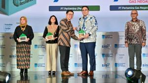 PERTAMINA-ESG-AWARD.jpg