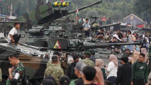 Pameran-Alutsista-Sambut-HUT-ke-80-TNI-di-Monas_20250920_161344.jpg