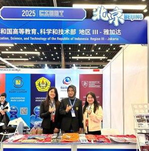 Pameran-pendidikan-beijing-df.jpg