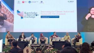 Panel-diskusi-Forum-Knowledge-and-Innovation-Exchange-KIE-di-Yogyakarta.jpg