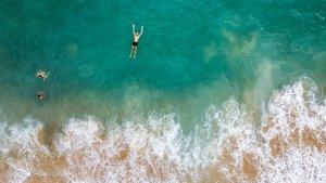 Pantai-Unawatuna-satu-pantai-terbaik-di-Sri-Lanka-yang-wajib-kamu-kunjungi.jpg