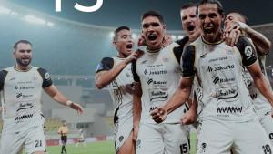 Para-pemain-Persija-Jakarta-merayakan-gol-saat-melawan-Dewa-United.jpg
