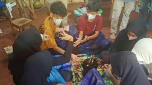 Para-siswa-disabilitas-yang-jadi-peserta-program-membatik-di.jpg