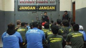Para-warga-rumah-tahanan-Rutan-Klas-I-Salemba.jpg