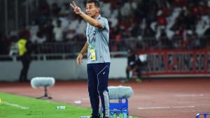 Pelatih-Timnas-U-23-Indonesia-Gerald-Vanenburg-beri-instruksi.jpg