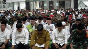 Pemkab-Bogor-Gelar-Istigosah-Kebangsaan-untuk-Kedamaian-Kabupaten-Bogor-dan-Bangsa-Indonesia.jpg