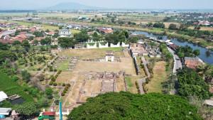 Peninggalan-bangunan-istana-Kaibon-Serang.jpg