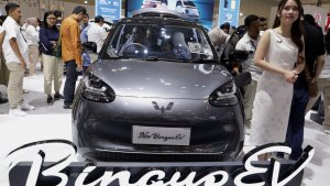 Penjualan-Mobil-Listrik-Sepanjang-Semester-I2025_20250727_153035.jpg