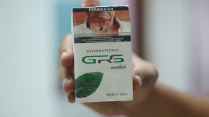 Peredaran-Rokok-Ilegal-Tanpa-Pita-Cukai_20250704_184906.jpg