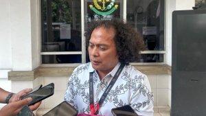 Perwakilan-Koalisi-Masyarakat-Sipil-untuk-Penegakan-Hukum-Deolipa-Yumara-di-Kejaksaan-Agung.jpg