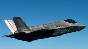 Pesawat-Tempur-Jepang-F-35A_12-Des.jpg