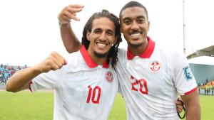 Pesepak-bola-timnas-Tunisia-Hannibal-Mejbri-bersama-Yan-Valery.jpg