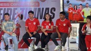 Pesepakbola-muda-Indonesia-Arkhan-Kaka-bersama-dengan-Shafira-Ika.jpg
