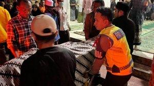 Polda-Aceh-Kawal-Jenazah-5-Korban-Kecelakaan-Maut_1.jpg