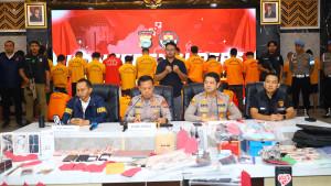 Polda-Sulsel-bersama-Polrestabes-Makassar.jpg