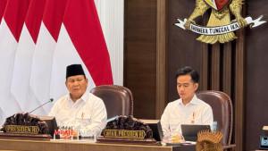 Prabowo-dan-gibran-di-sidang.jpg