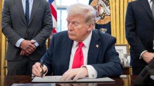 Presiden-Amerika-Serikat-Donald-Trump-34523r.jpg