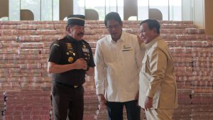 Presiden-Hadiri-Penyerahan-Uang-Hasil-Korupsi-CPO_20251020_170319.jpg