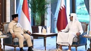 Presiden-Indonesia-Prabowo-Subianto-dan-Emir-Qatar-Sheikh-Tamim-bin-Hamad-Al-Thani-di-DOha.jpg