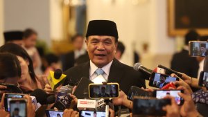 Presiden-Prabowo-Lantik-Sejumlah-Menteri_20250917_213948.jpg