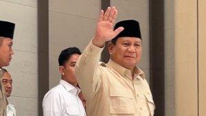 Presiden-Prabowo-Subianto-sebelum-bertolak-ke-India-dari-Pangkalan-Udara-Halim.jpg