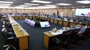 RDPU-Mantan-Pemain-Sirkus-OCI-dengan-Komisi-XIII-DPR_20250423_184118.jpg