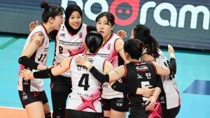 Red-Sparks-Selebrasi-vs-GS-Caltex-26-Februari-2025.jpg