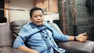 Rektor-USU-Muryanto-Amin-saat-masih-menjabat-Dekan-FISIP-USU-dalam-wawancara.jpg