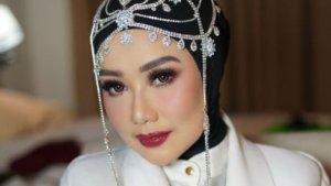 Reza-Artamevia-90sdfm-sdfdsfdsfdsf.jpg
