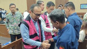 Riva-Siahaan-di-PN-Tipikor-Jakarta-Pusat-321.jpg
