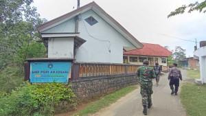 Sekolah-diliburkan-setelah-insiden-penyerangan-keluarga-di-Kecamatan-Arjosari-Pacitan.jpg