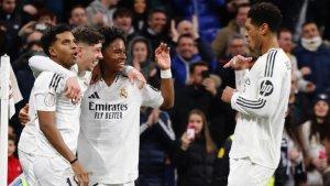 Selebrasi-Endrick-dua-dari-kanan-setelah-mencetak-gol-pada.jpg